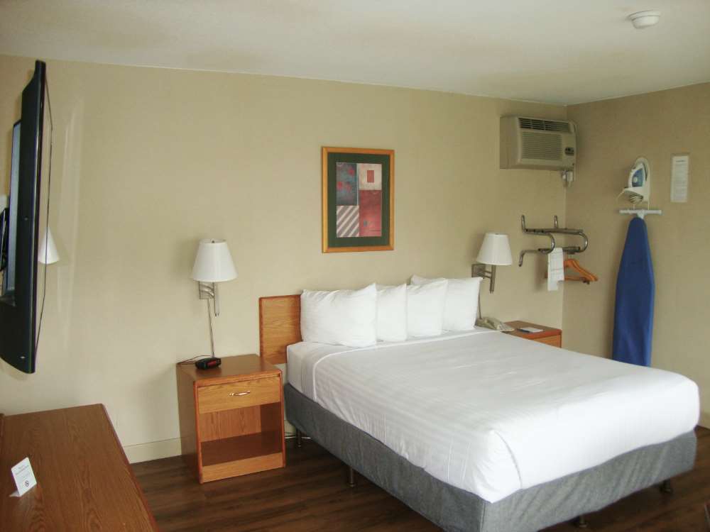 Vagabond Inn Oxnard Habitación foto